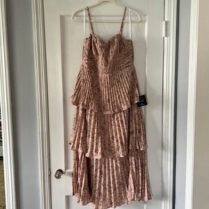 LuLu’s Floral Print Tiered Midi Dress - Size Large